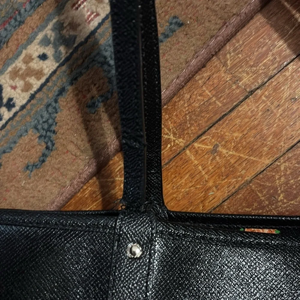 Coach reversible city tote in great condition
